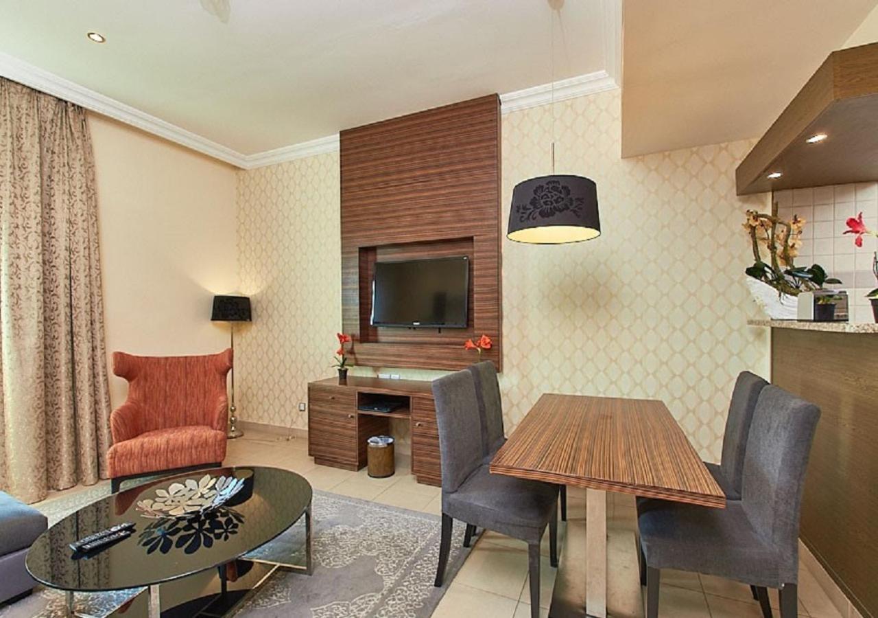 Mughal Suites Ras al-Khaimah Exterior foto